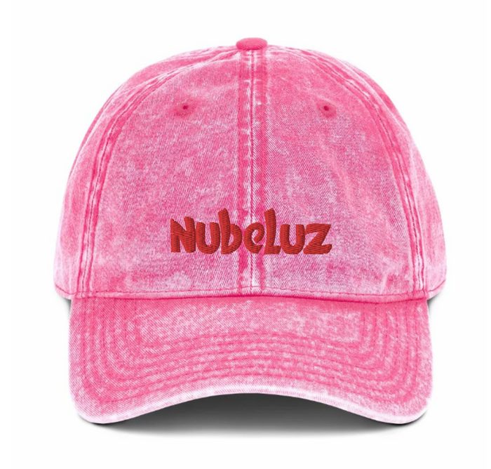 "Nubeluz" Caps